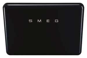 Smeg KFAB75BL The Smeg KFAB75BL Angled Hood in 50's Retro Style Black finish is an elegantly designe